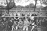 647 Čepeňania na futbale nemohli chýbať:Bohuš,Ivan a Pišta Pilátoví,brat Viliam,Miro Pilát, Rudo Moravec,Tibor Bihári,futbalista aj saxafonista z Rytmusu.