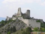  Zrúcanina hradu Čachtice.
