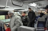  V Leopoldovskej stanici vystupujú poslední cestujúci z posledného vlaku zo Serede.
