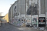 200 múr oddeľujúci palestínske a izraelské územie